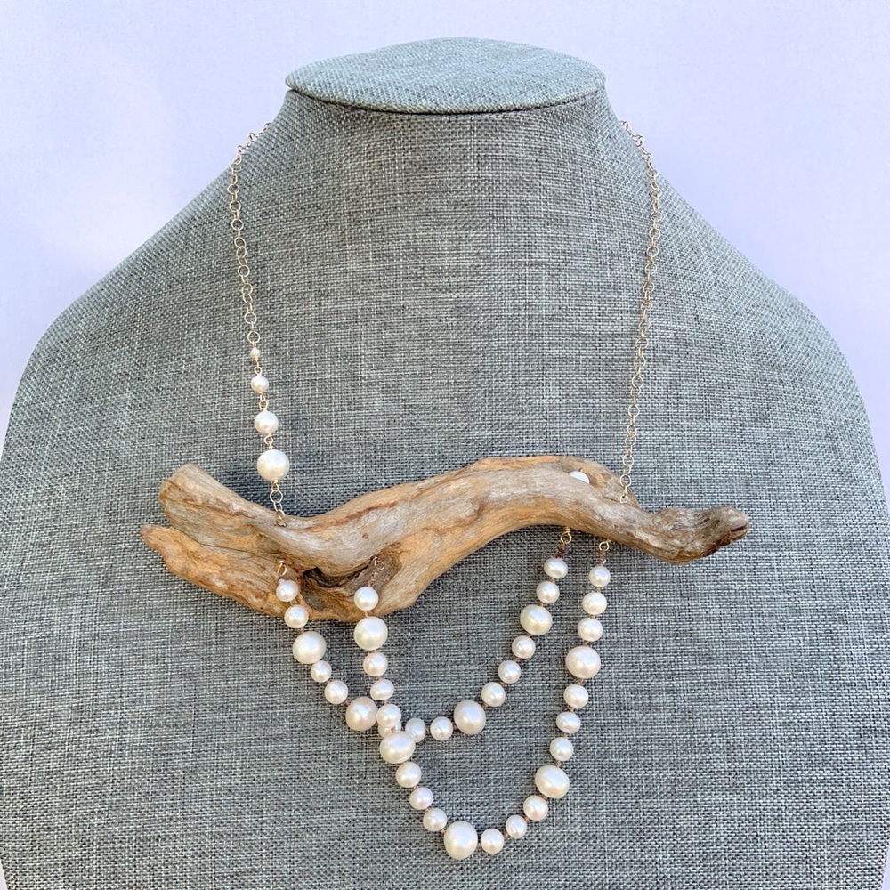 Dendrophilia&Dreams Pearl and driftwood necklace - Picture 4 of 5